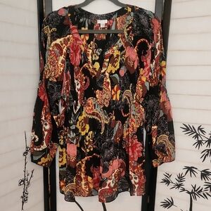 Floral Black and Red Women's Bell Sleeve Top EUC